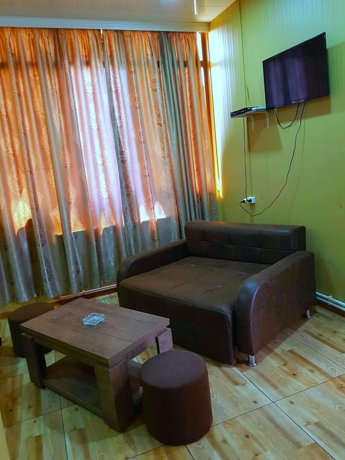 Hotel Texas Tbilisi Ngoại thất bức ảnh