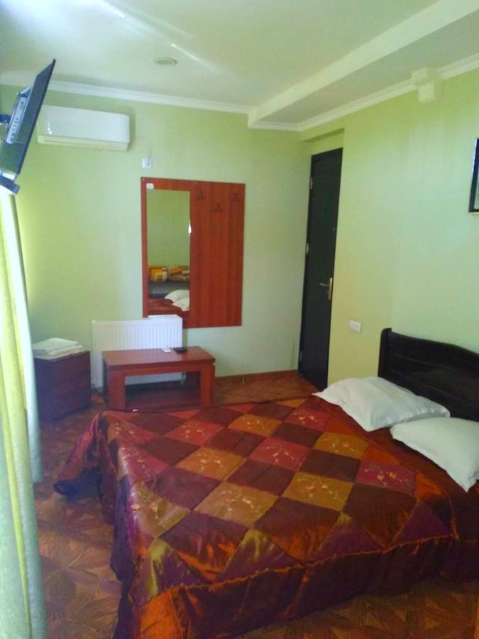Hotel Texas Tbilisi Ngoại thất bức ảnh