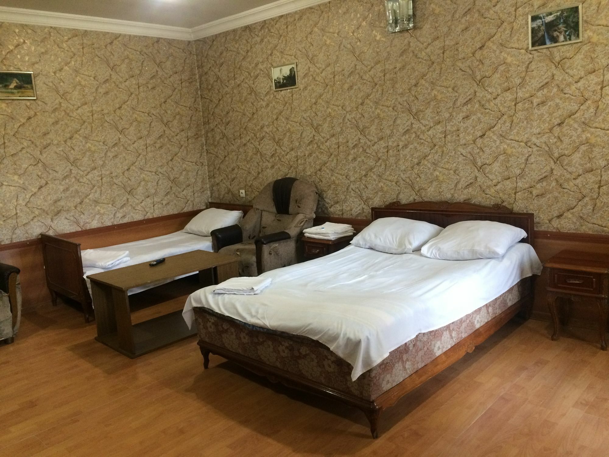 Hotel Texas Tbilisi Ngoại thất bức ảnh