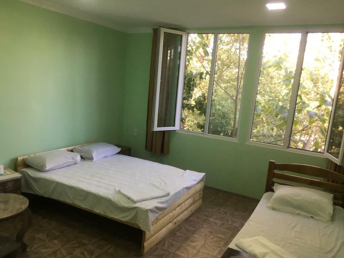 Hotel Texas Tbilisi Ngoại thất bức ảnh